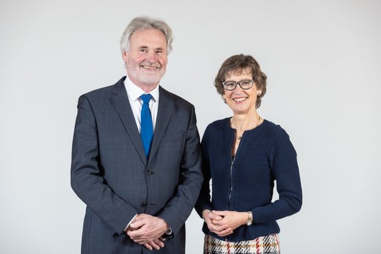 Andreas Strobel (Versichertenvertreter) und Dr. Gertrud Prinzing (Arbeitgebervertreterin), alternierende Verwaltungsratsvorsitzende des BKK Landesverbandes S&uuml;d &copy; Copyright BKK Landesverband S&uuml;d/Benjamin Stollenberg